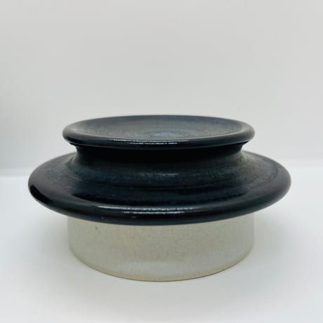 【Signe Persson Melin / シグネペーションメリン】ブルーの蓋つきジャー《Höganäs》