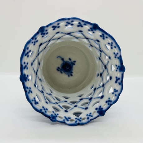 《Royal Copenhagen》  ブルーフルーテッド　シガレットカップ／小型ベース-A