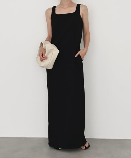 Square Neck Long Onepiece（Black）op-0202009565