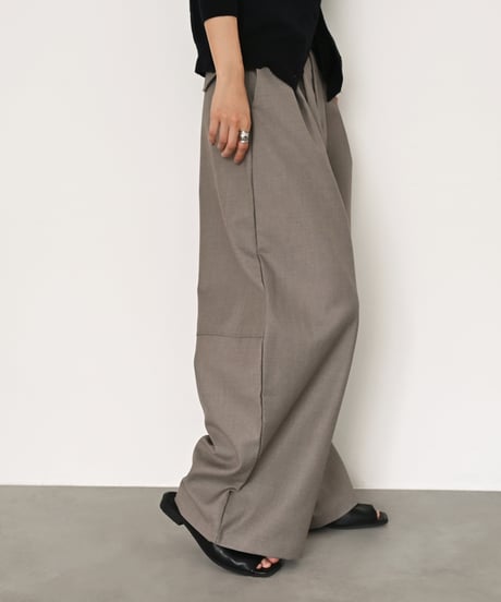Double Tuck Cocoon Pants (Mocha Greige) bo2000-202