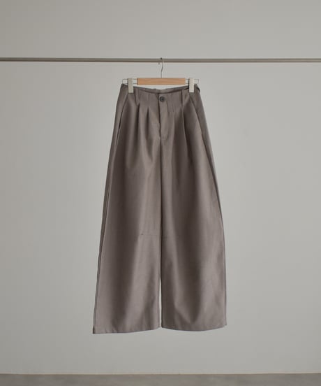 Double Tuck Cocoon Pants (Mocha Greige) bo2000-202