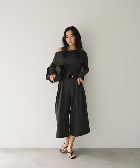 Three Tuck Bermuda Pants bo2000-200