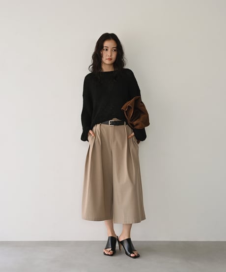 Three Tuck Bermuda Pants bo2000-200