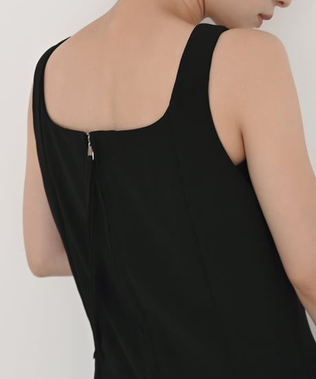 Square Neck Long Onepiece（Black）op-0202009565