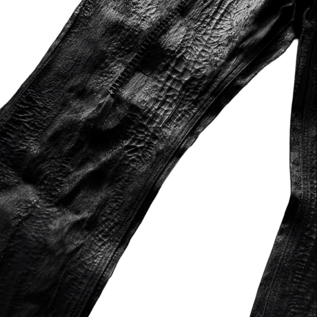 SERONINE LAB / Wax-Coated Structural Black Jeans