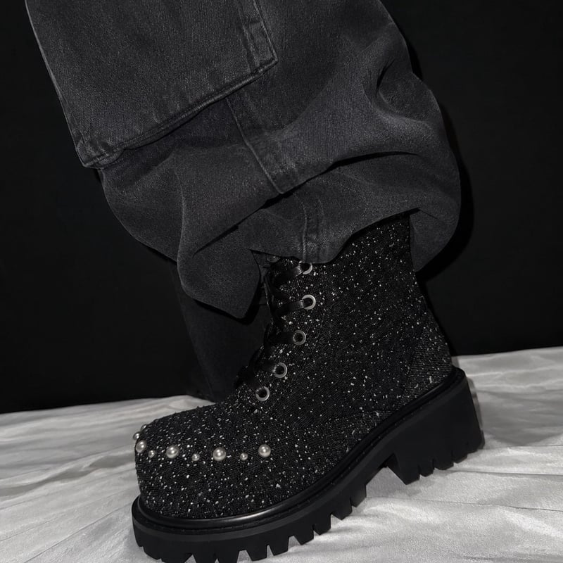 unconscious × VI E DIT / Obsidian Recurve Boots