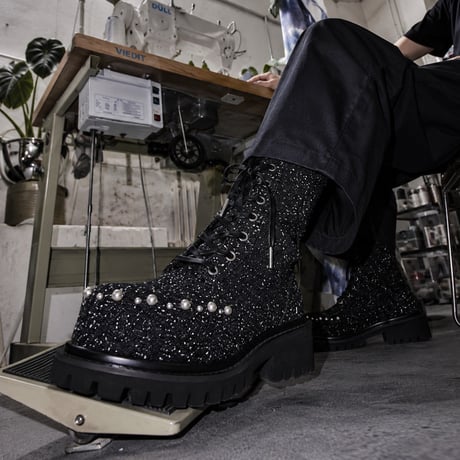 unconscious × VI E DIT / Obsidian Recurve Boots "Needle Punch"