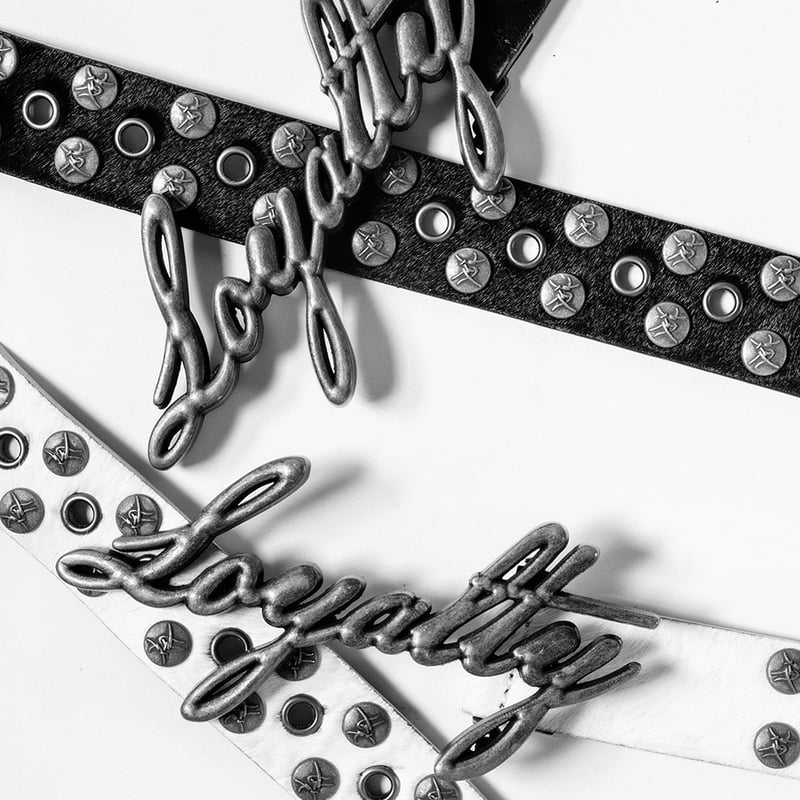 い*ご様 Front zip studded belt mini one pie Front zip studded belt