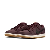 【NIKE】Nike SB Dunk Low Pro ISO "Burgundy Crush"