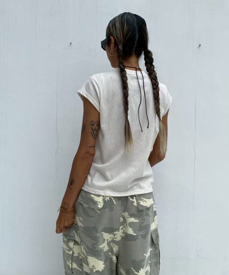 sleeveless tops「studs」#2634265