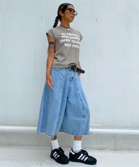 sleeveless tops「studs」#2634265