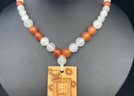 【粋鳳祭SALE】木札付き数珠ネックレス【扇華】☆橙色☆木札が選べる☆片面彫刻☆名入れ☆文字のみ☆