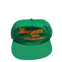 90'S  NEWPORT ALIVE WITH PLEASURE CAP