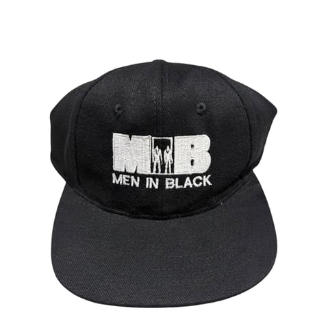 MEN IN BLACK CAP
