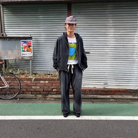 moojimooji   "ZIP UP HOODIE AGED"