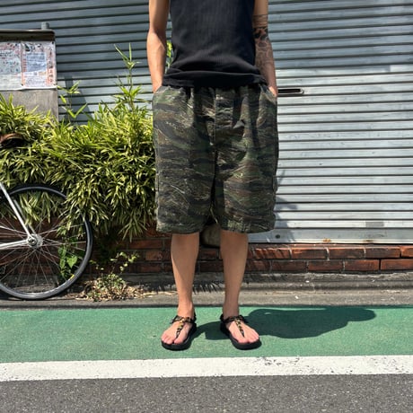 デカパン3  "タイガーストライプカモ"  🐅膝丈ｼｮｰﾂ