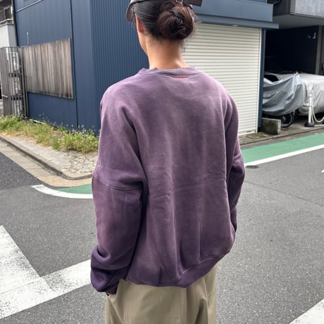 moojimooji  "KANGAROO POCKET CREW AGED"