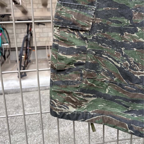 デカパン3  "タイガーストライプカモ"  🐅膝下丈ｼｮｰﾂ