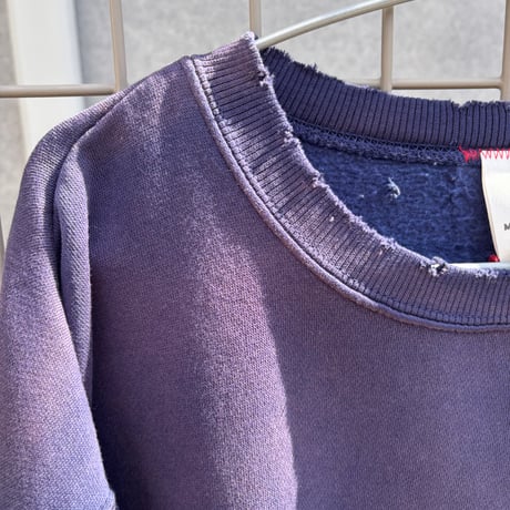 moojimooji  "CLASSIC CREWNECK AGED"