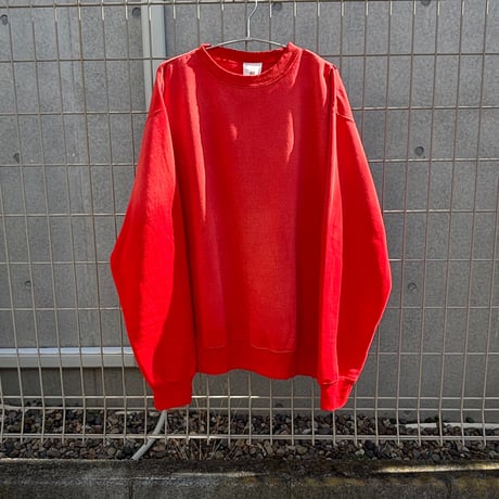 moojimooji  "CLASSIC CREWNECK AGED"