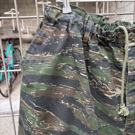 デカパン3  "タイガーストライプカモ"  🐅膝丈ｼｮｰﾂ