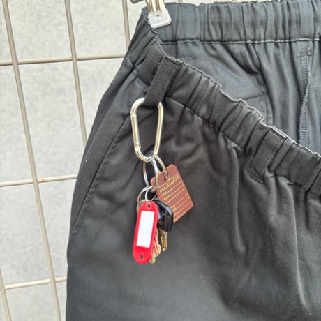 RELAXFIT "US Pricetag Keyring"
