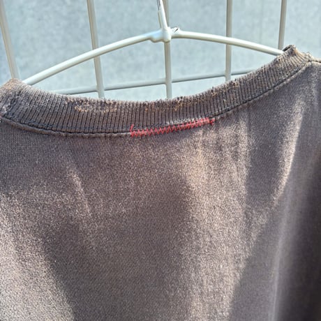 moojimooji  "CLASSIC CREWNECK AGED"