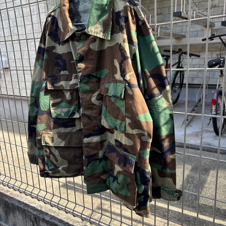 80's deadstock US Military "Woodland BDU shirt"
