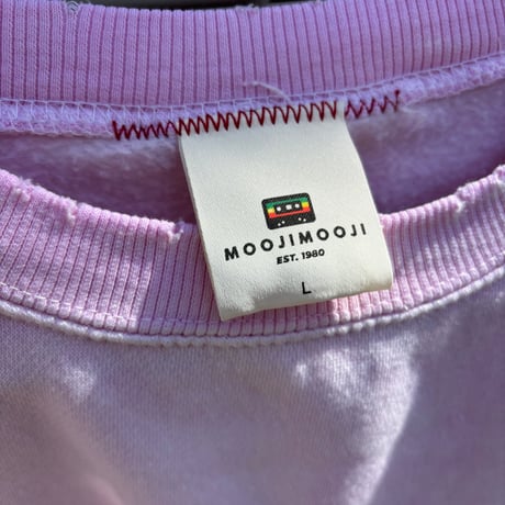 moojimooji  "CLASSIC CREWNECK AGED"