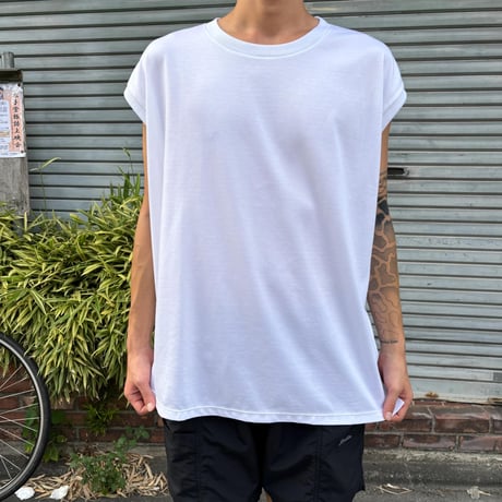 WeeK_day  "OVERSIZED SLEEVELESS TOP"