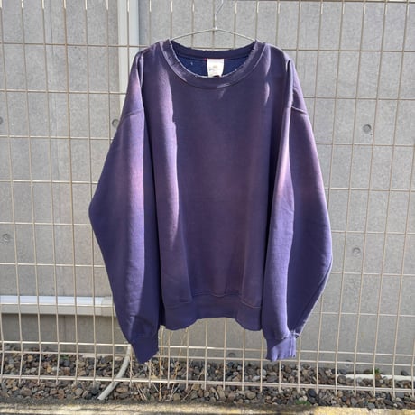 moojimooji  "CLASSIC CREWNECK AGED"