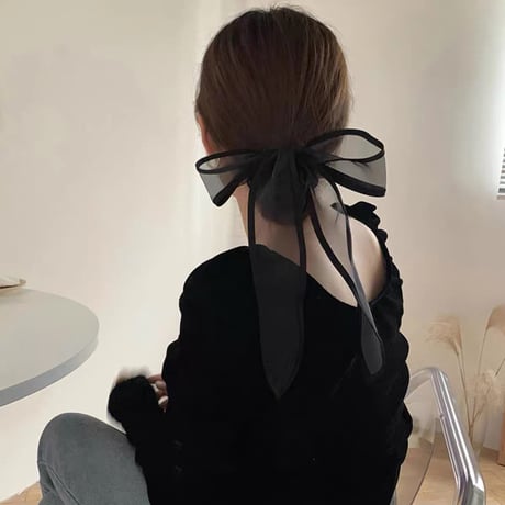 Sheer Grace Ribbon Pony