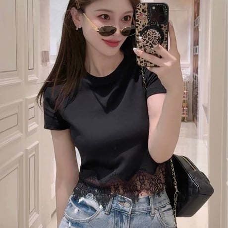 Lace Hem Cropped Tee