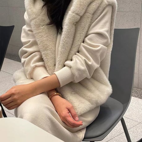 LuxeTouch Hooded Vest