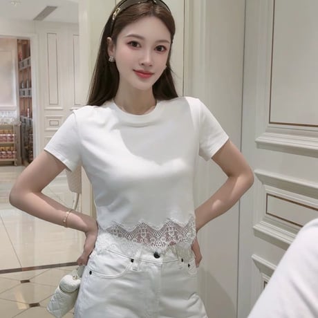 Lace Hem Cropped Tee