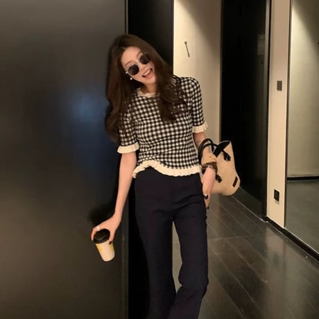 Frill Hem Gingham Knit Top
