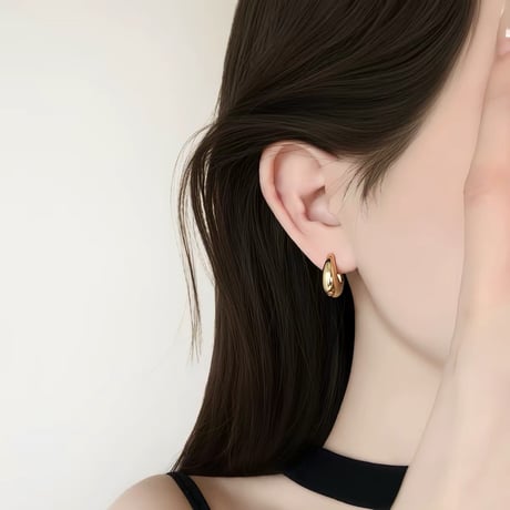 Glossy Gold Drop Hoop pierce