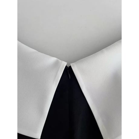 Étoile Big Collar Peplum Blouse