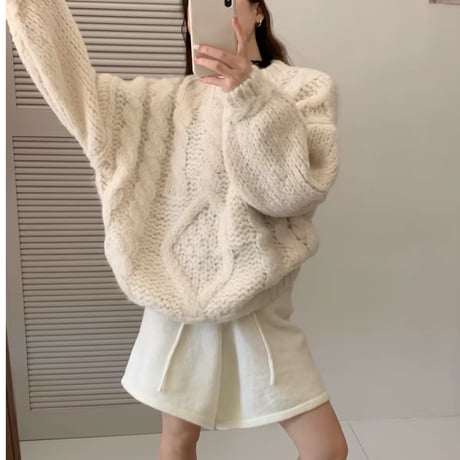 Oversized Cable Knit Pullover
