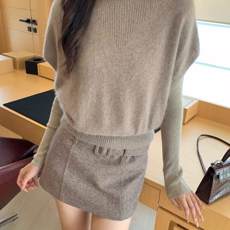 Belted Wool Mini Skort