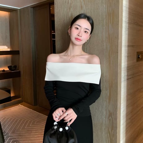 Bicolor Off Shoulder Knit Top