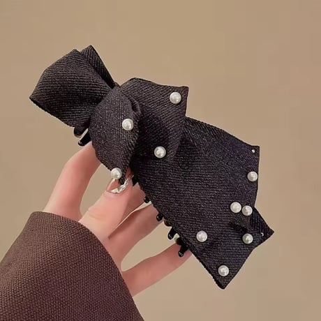 Pearl Ribbon Hair Claw