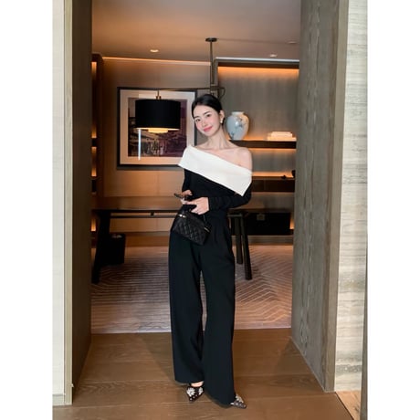 Bicolor Off Shoulder Knit Top