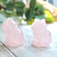 ［彫刻］［プチプラ］ローズクォーツの猫　〜そばにいる安心〜【自分をやさしく扱う】約3cm
