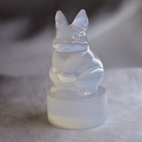 ［彫刻］セレナイト 縁起物ミニ置物｜招き猫・フクロウ・うさぎ｜約5cm