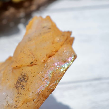 ［原石］［一点もの］アーカンソー産ゴールデンヒーラークラスター　〜黄金の光を宿す結晶〜【前向きな一歩を踏み出す】約8cm・80g