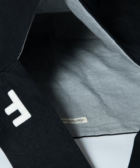 『予約販売 9月上旬発送』【 ORIYATO 】"F" CROSS BAG ( ブラック )