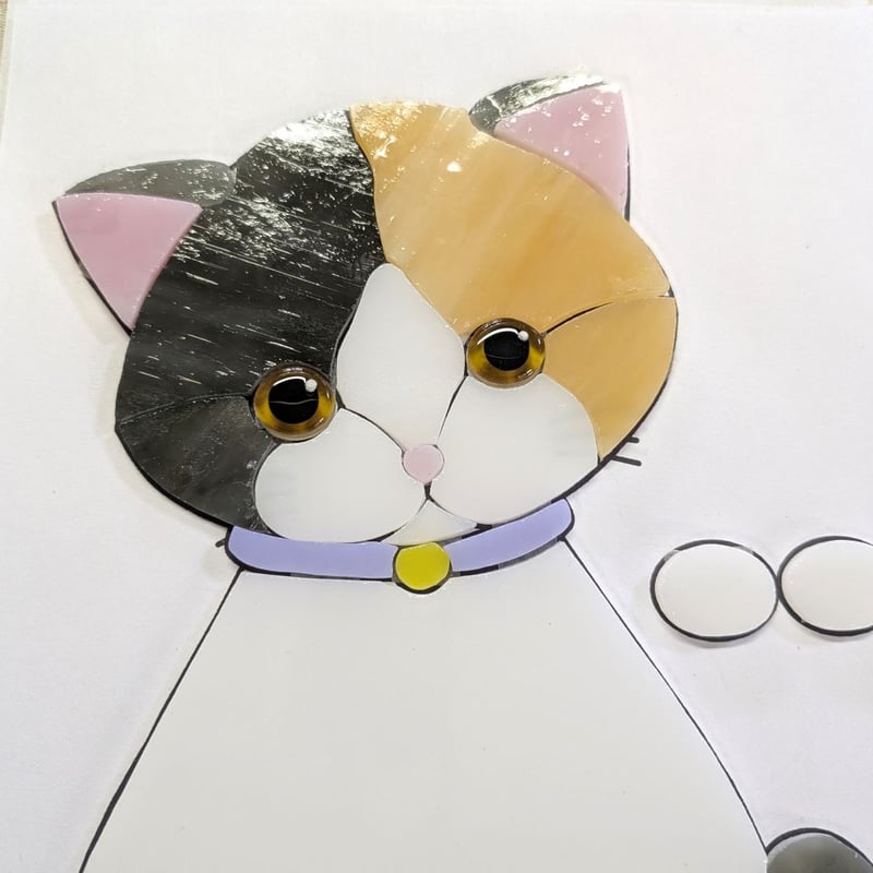 リニューアル販売】、【カット済みキット】猫のステンドグラス（三毛猫
