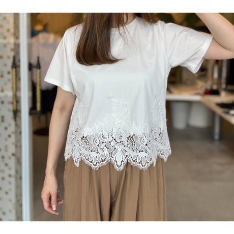 裾レースショート丈Tシャツ