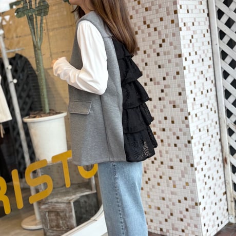 バックレースフリルポンチジレ